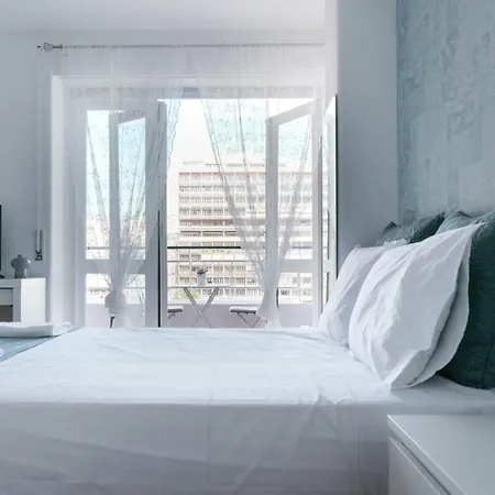 4u Suites&guesthouse Vii Airport