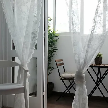 Maison d'hôtes 4u Suites&guesthouse Vii Airport Lisboa