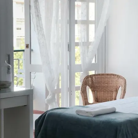 4u Suites&guesthouse Vii Airport * Lisboa